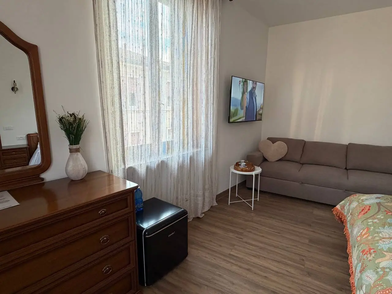 Camera 2 at The Moment, Bergamo — bedroom