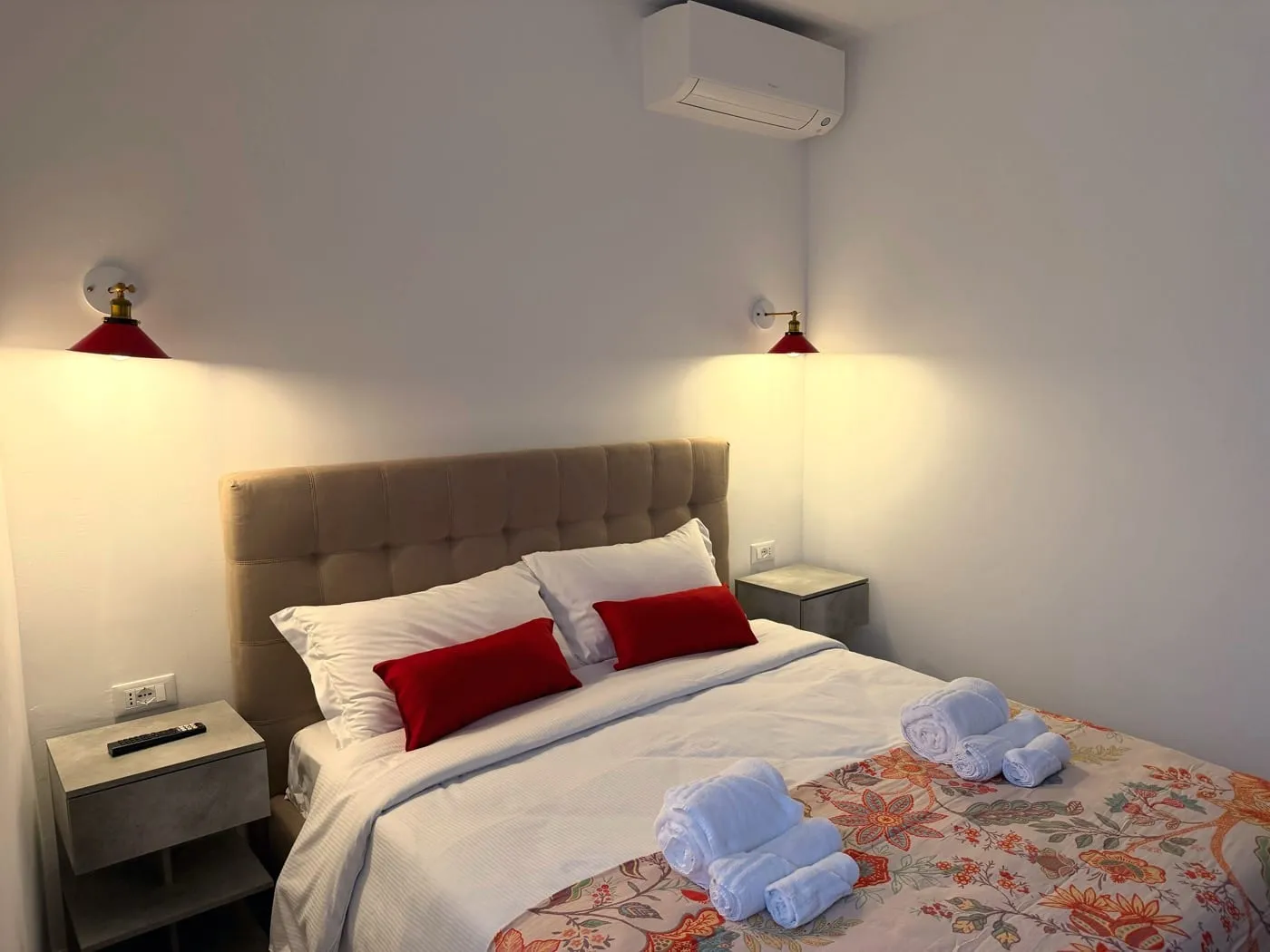 Sera at The Moment, Bergamo — bedroom